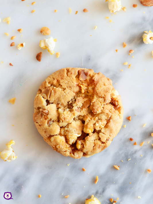 CARAMELIZED POPCORN AND MACADAMIA COOKIE