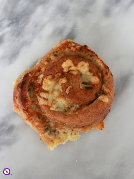 CHEESY GARLIC ROLL