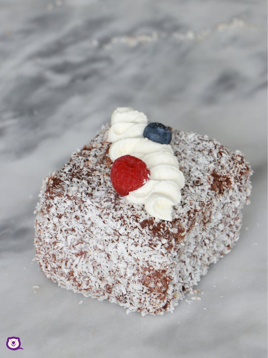 LAMINGTON WITH BERRY COMPOTE